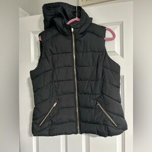 XL Black Hooded Puffer Vest